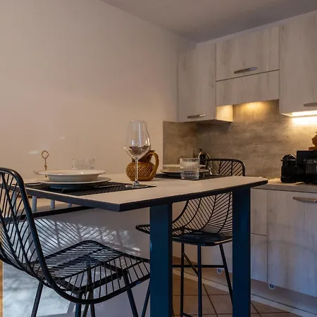 Dust And Snow - Sulle Piste Da Sci Di * Pila (Valle d'Aosta)