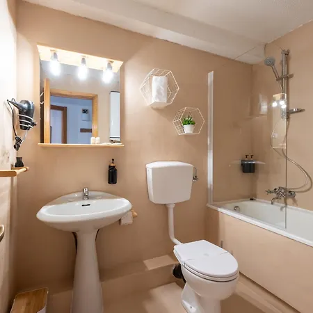 Dust And Snow - Sulle Piste Da Sci Di Apartament Pila (Valle d'Aosta)